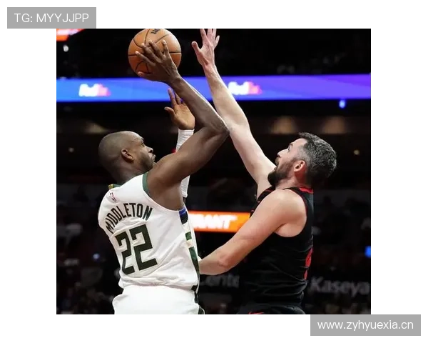 米德尔顿无球牵制力提升雄鹿进攻空间